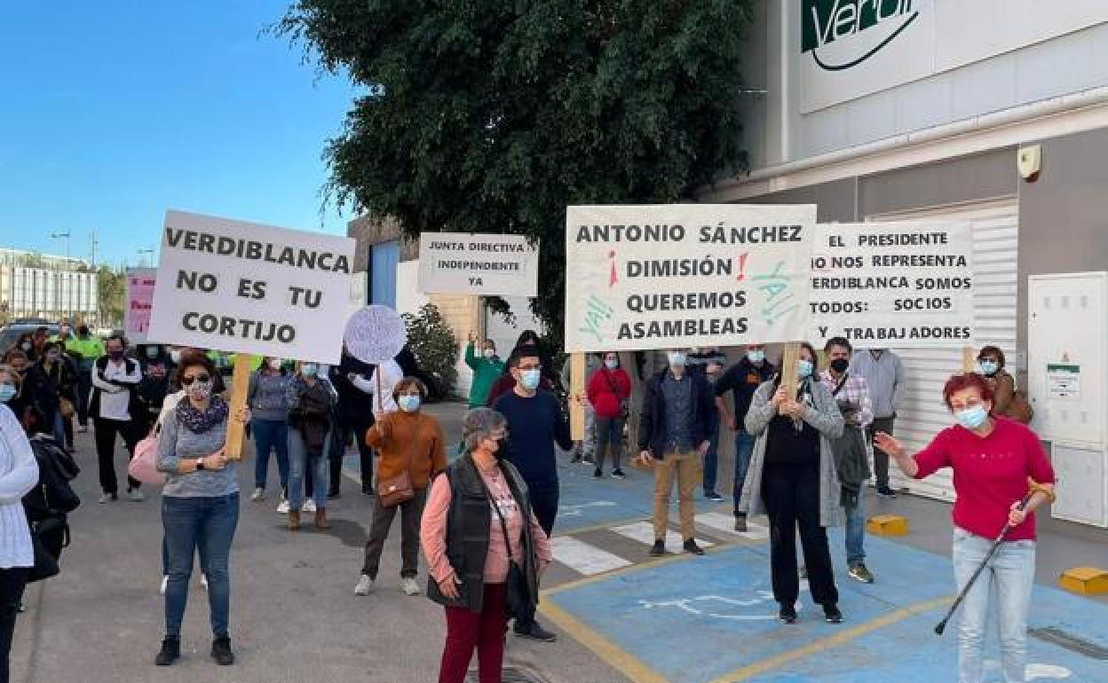 Discapacidad En Almeria Denuncian Falta De Garantías En El Sistema De Voto Planteado Por 3064